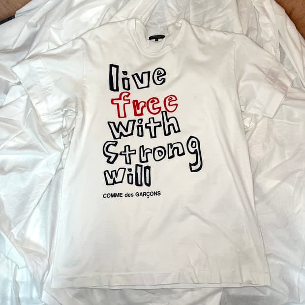 꼼데가르송 옴므 그래픽 메세지 티셔츠