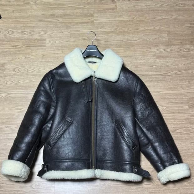 콕핏 Cookpit  zm2102 b-3 무스탕 자켓