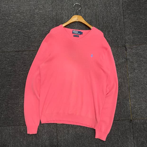 폴로 브이넥 니트