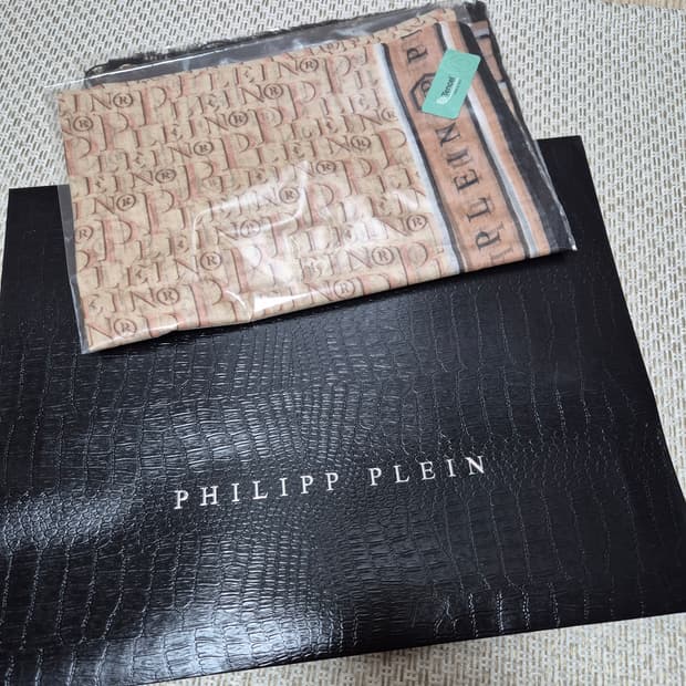 (새제품) 필립플레인 시그니쳐 페일 스카프 이태리 머플러