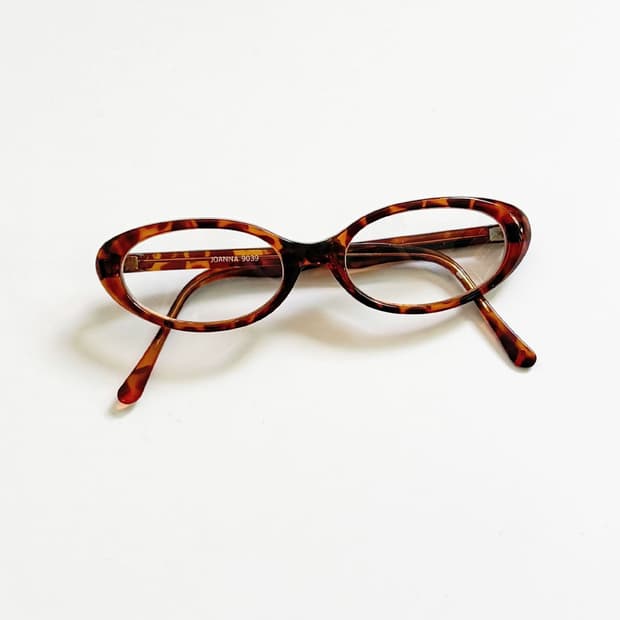 90s JOANNA 토터스쉘 세미 캣아이 뿔테 빈티지 안경