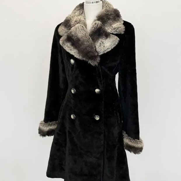 막스마라 스포트막스 에코 퍼 더블 브레스티드 코트