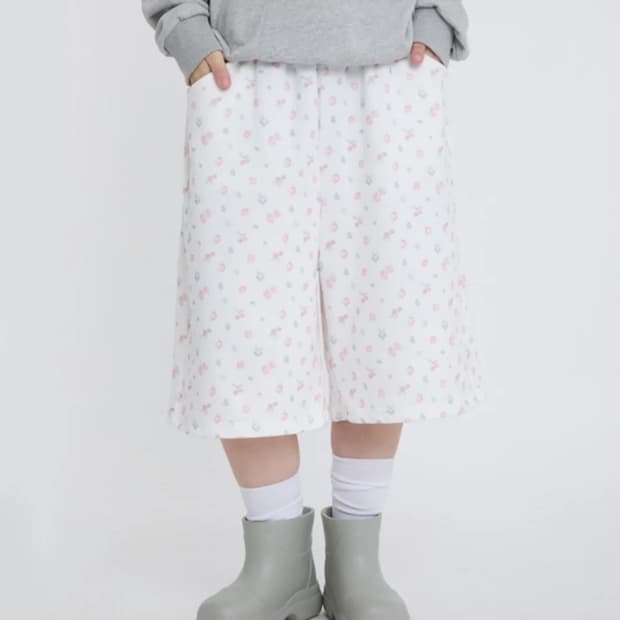 이스케이프프롬 빈티지 스트로베리 풀프린트 버뮤다 팬츠