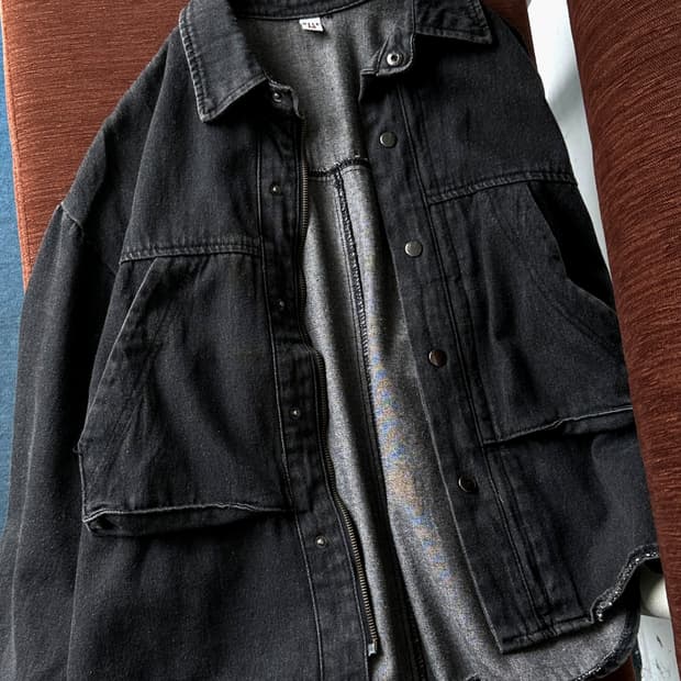 Denim utility pocket design blouson
