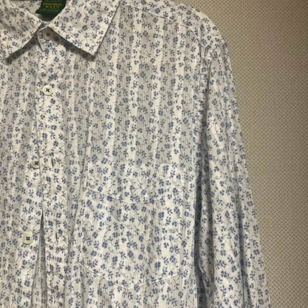 유니클로 네잎클로버 여름 셔츠 (린넨아니고 면)