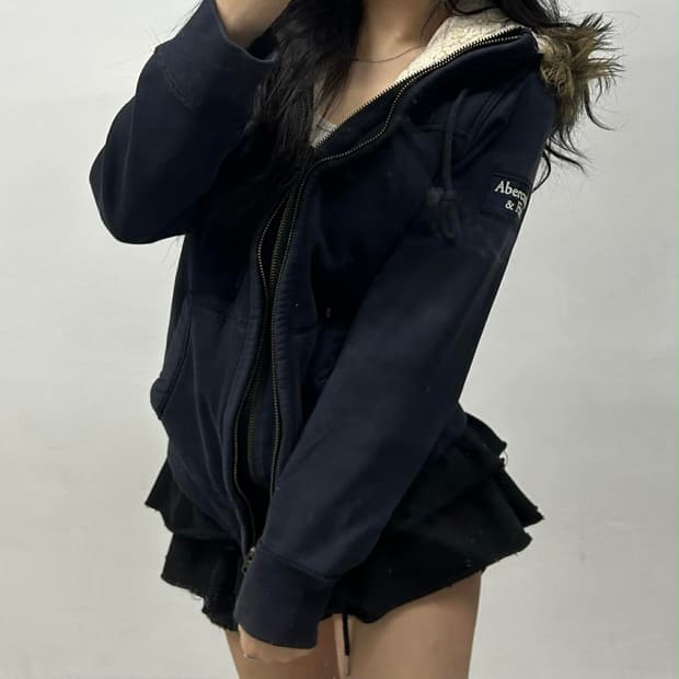 아베크롬비 y2k 울프죠 퀄팅 퍼 자켓 후드집업 희귀져지(M)