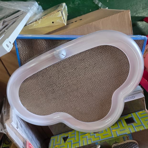 고양이 스크래쳐 놀이터