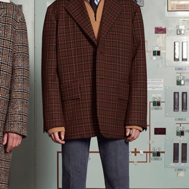 솔리드옴므 오버핏 체크 블레이저 (S193CJ15329D)