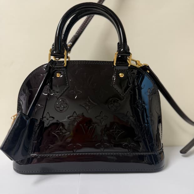 [정품] 루이비통 알마 bb 베르니 