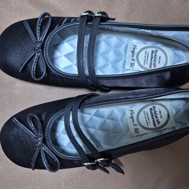 락피쉬웨더웨어 투 스트랩 메리제인 사틴(블랙) 250