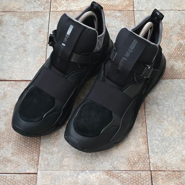 (260)푸마 알렉산더맥퀸 셀 버블 러너 미드 블랙