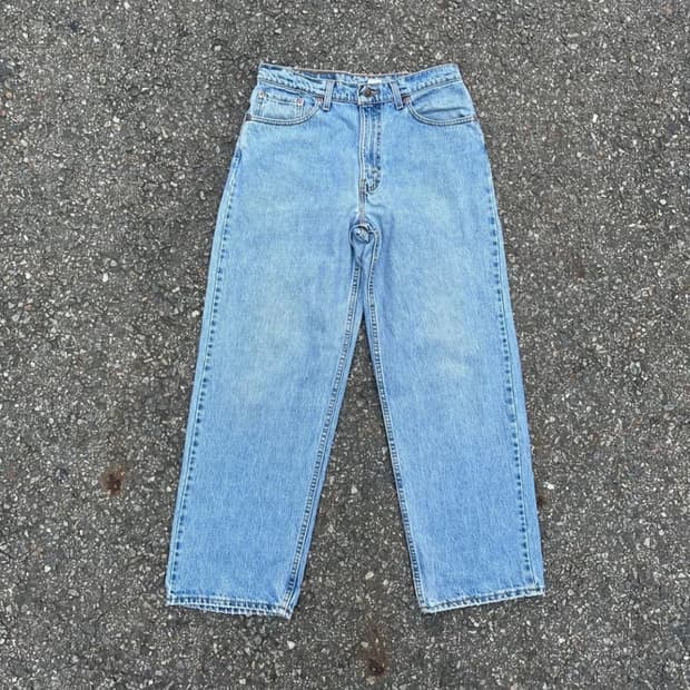 90s 리바이스 567 루즈핏 엑스트라 와이드
레그 made in USA