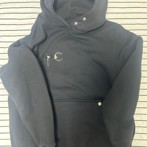 떠그클럽 후드티