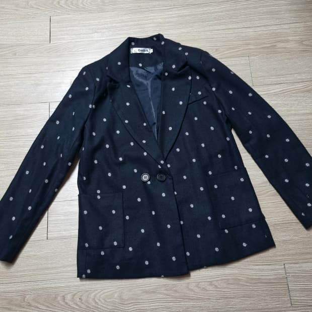 땡땡이 검정 울 자켓