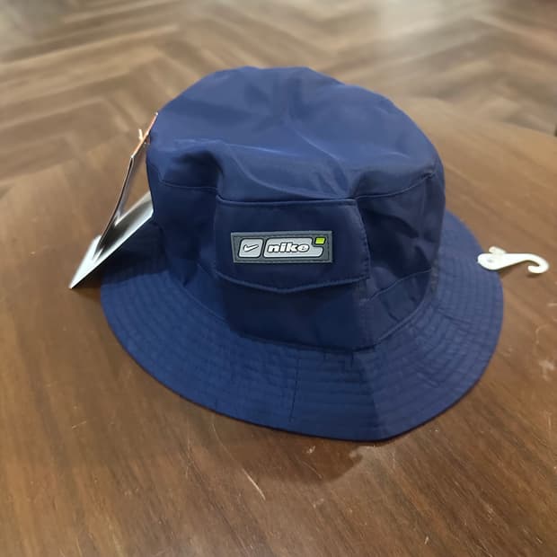 나이키 00‘S 버킷햇