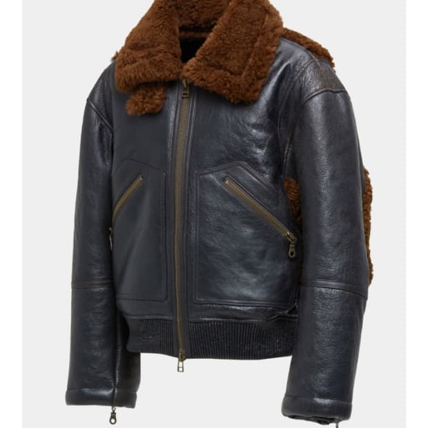 쿠어 무스탕 M L구합니다.