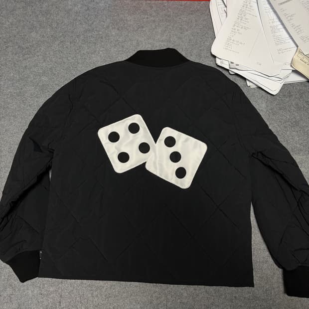 스투시 다이스 퀄티드 라이너 자켓 패딩