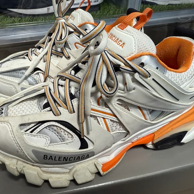 발렌시아가 트리플s 화이트오렌지 39(250~255)