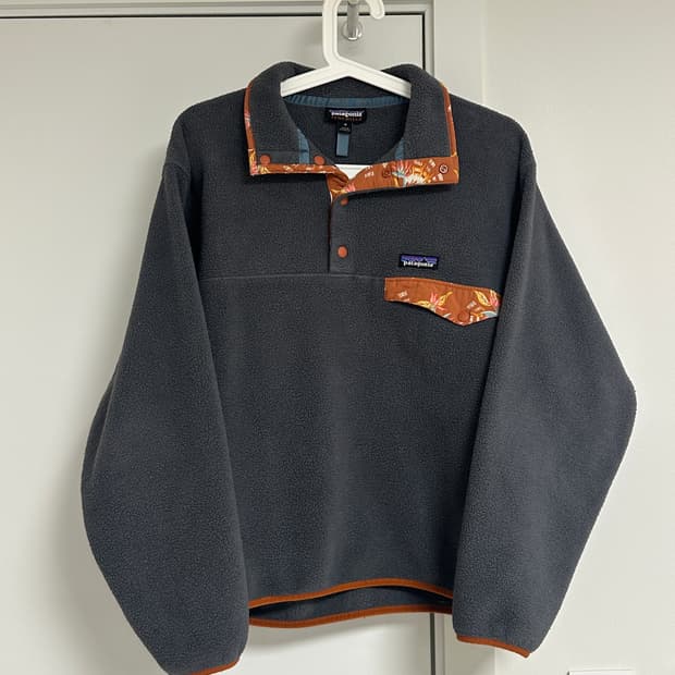 파타고니아 신칠라 그레이 플라워