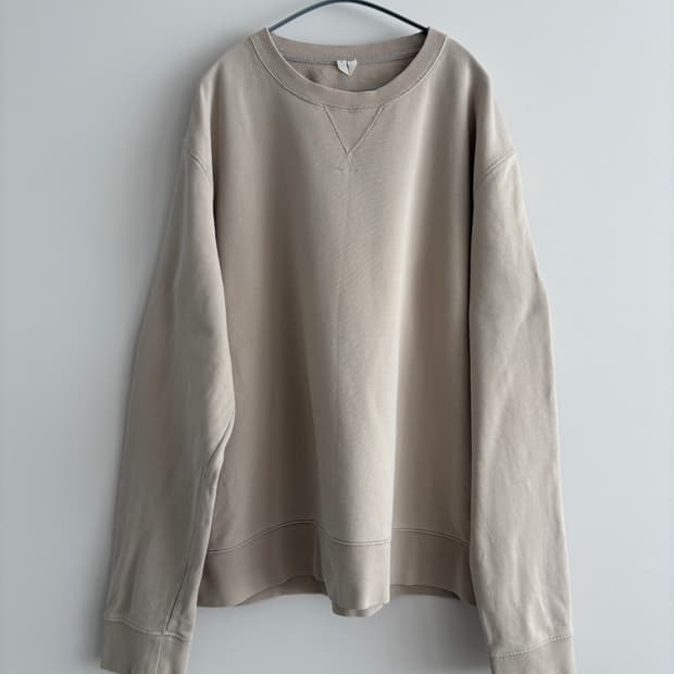 아르켓 베이지 맨투맨 티셔츠 