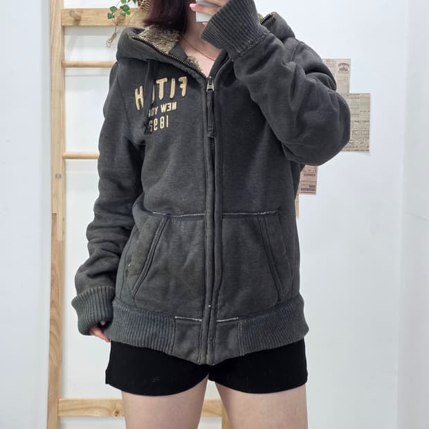 [프립]M/아베크롬비 셰르파/울프죠 안감 패치로고 후드집업
