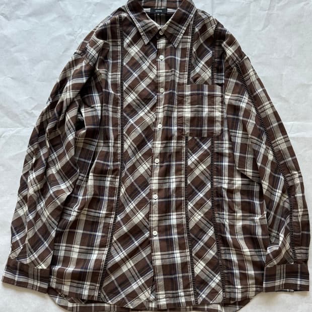 Beams switching shirt