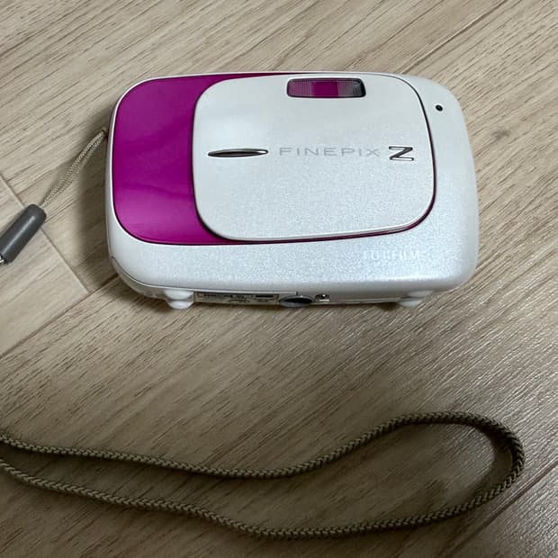 FUJIFILM FINEPIX Z35