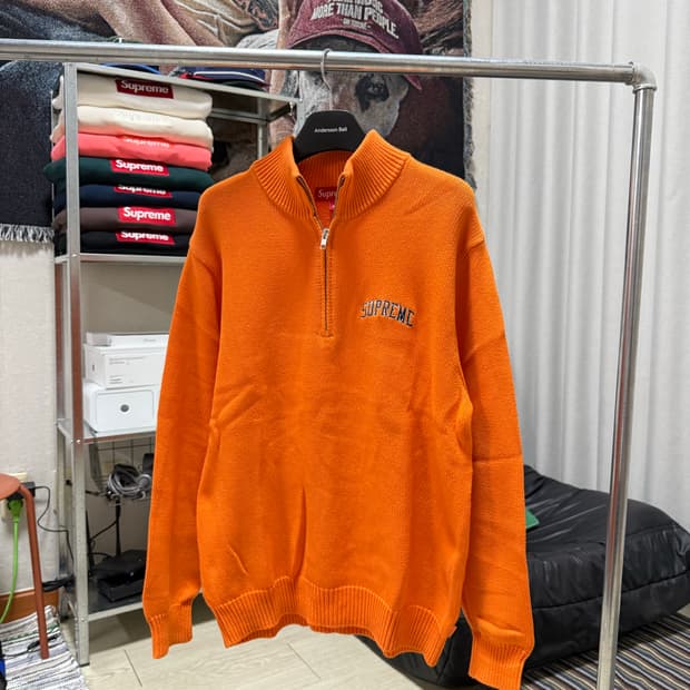 슈프림 반집업 니트
