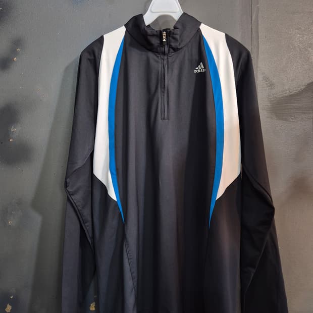 아디다스 남성 반집업 긴팔티 M 블랙/화이트/블루