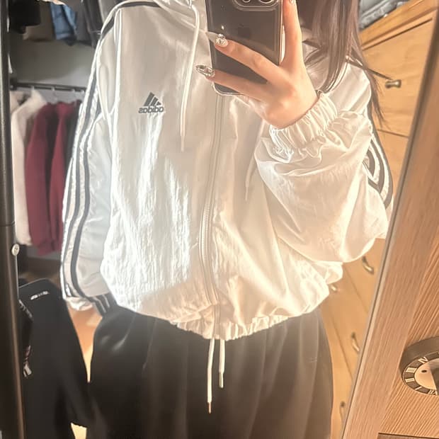 아디다스 바람막이 팝니다