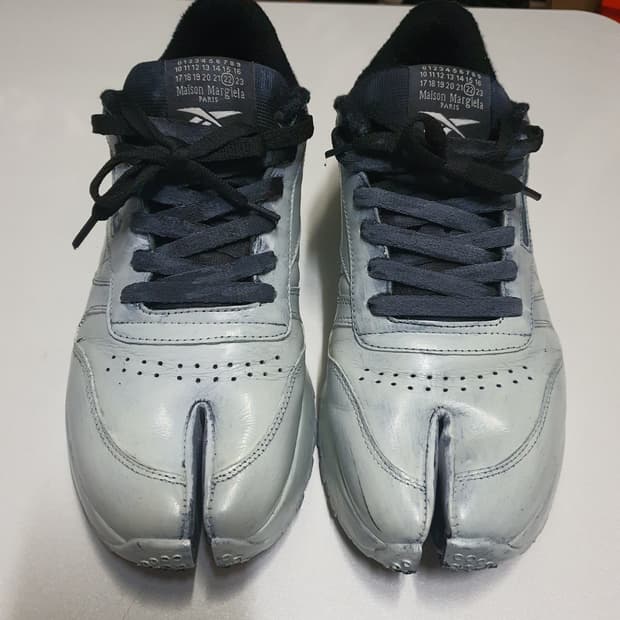 마르지엘라 × 리복 비앙케토 260