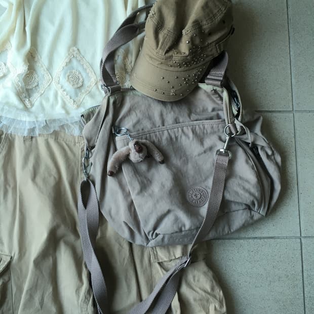 Kipling beige cross bag