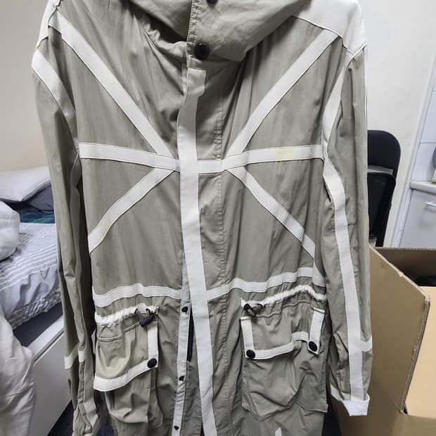 벨스타프 트랜치코트