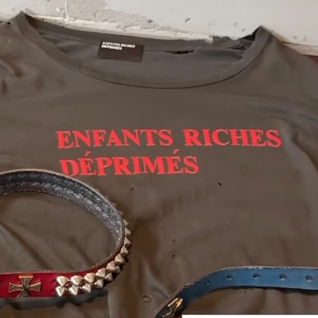 ERD KOREA EXCLUSIVE T SHIRT