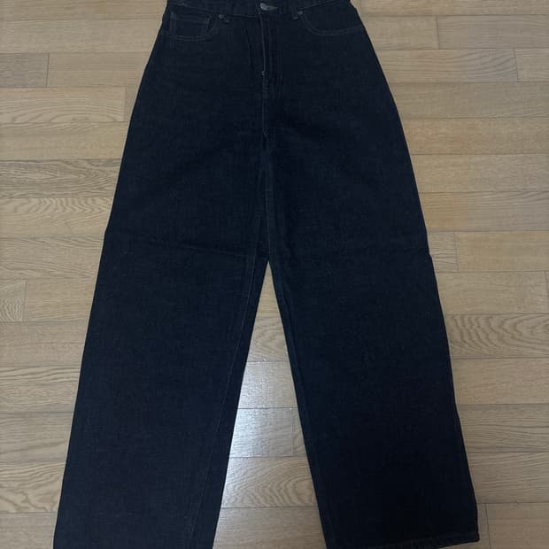 마가렛 호웰 x 에드윈 데님팬츠