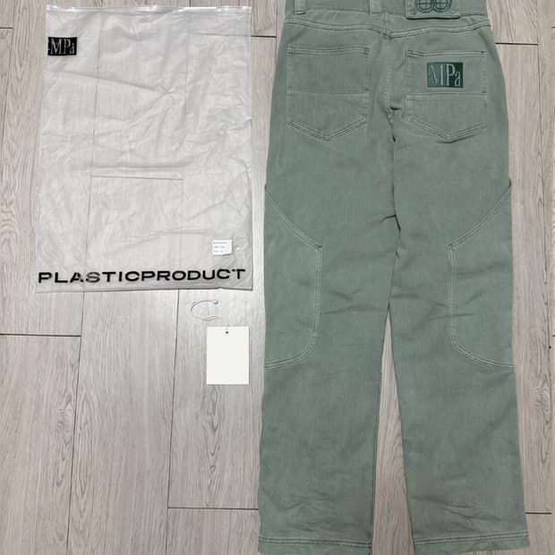 플라스틱프로덕트 팬츠 / 바지