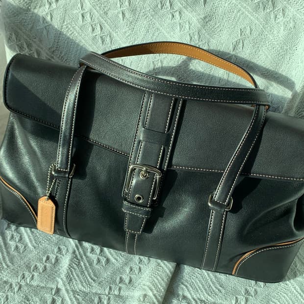 희귀 🖤 [S급] Coach 블랙 레더 베이지 포인트 버클백