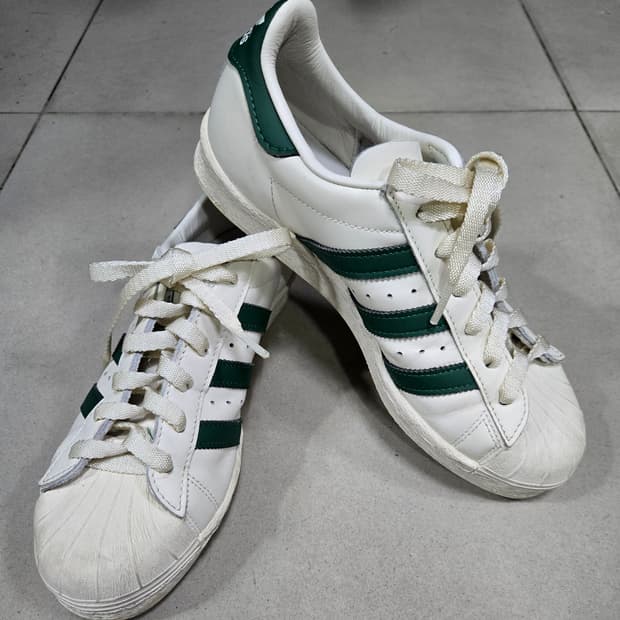 아디다스 슈퍼스타 80s 디럭스 빈티지 245mm