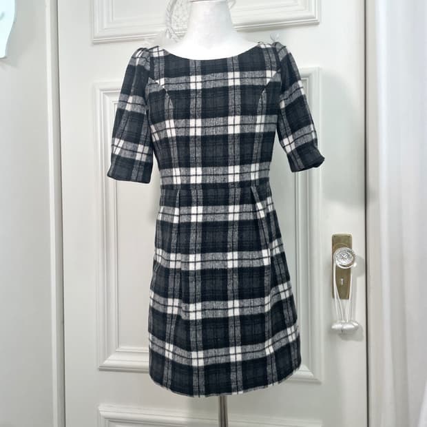 charcoal&white check puff pleats point p