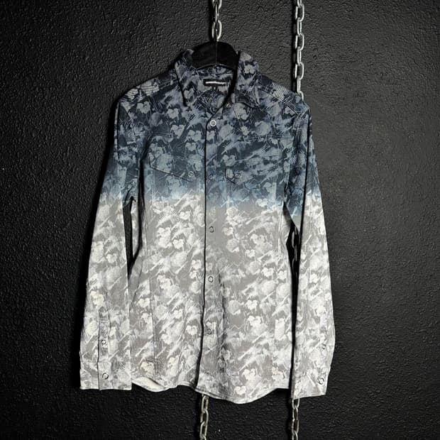 semantic design – Gradation Floral Patte