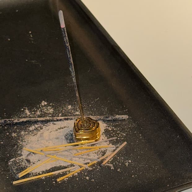 010-Heart cake holder