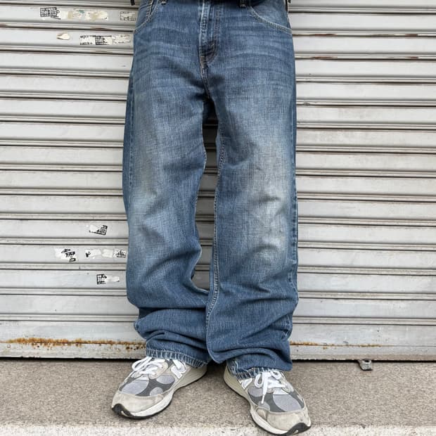 00‘s Levi’s 569 Loose Straight