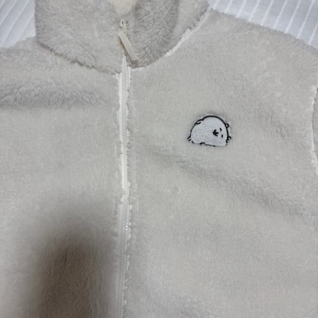 스파오 농담곰 후리스