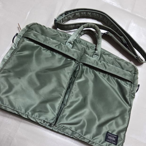 요시다포터 탱커 2WAY 브리프케이스 세이지그린