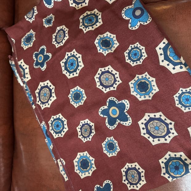 Arcuri 아큐리 브라운 울 스카프