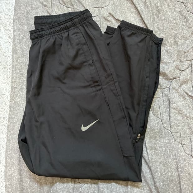 나이키 드라이핏 챌린저 우븐 러닝 팬츠 