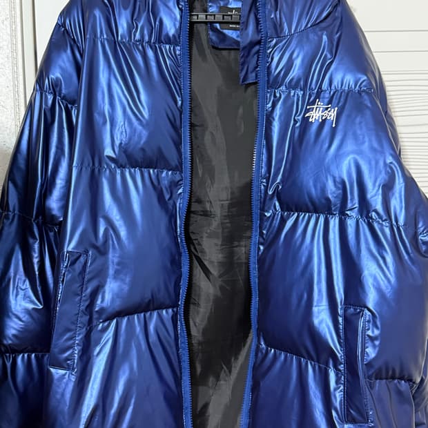스투시 글로시 블루 패딩 푸퍼 자켓