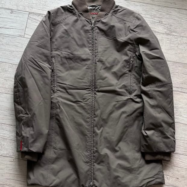 프라다 스포츠 고어텍스 자켓