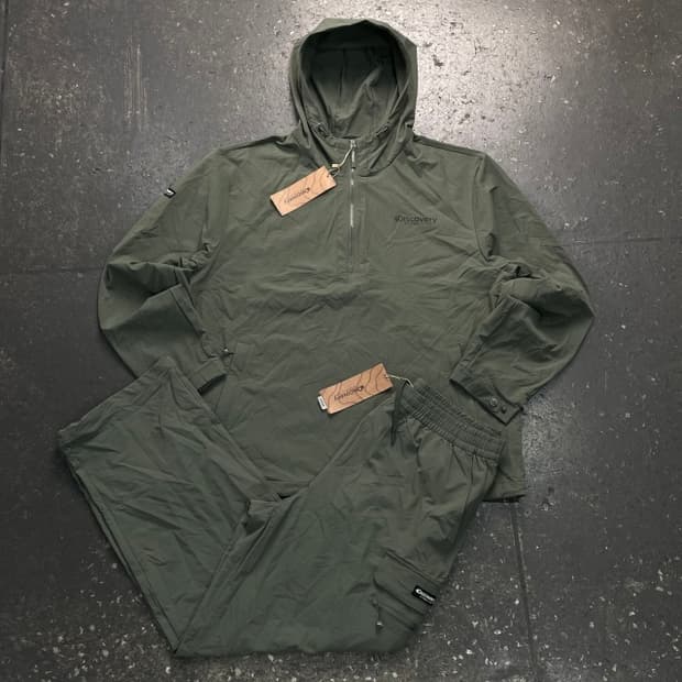 (새상품) 105 디스커버리 아노락 셋업 세트