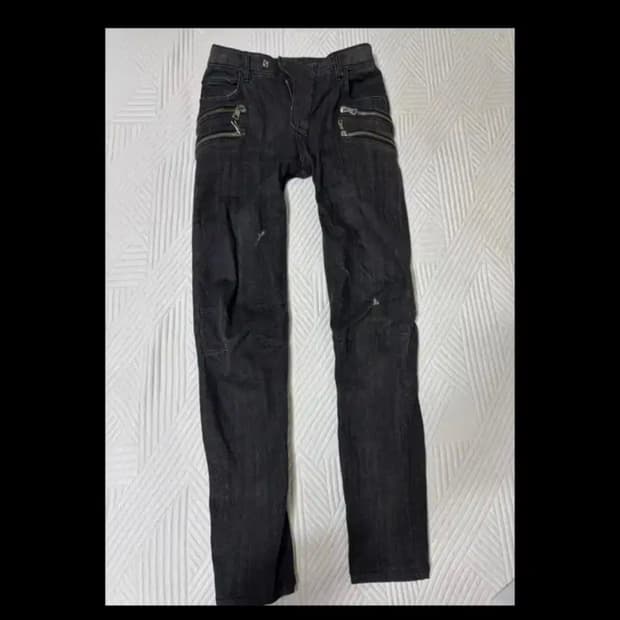 검은색 빈티지 지퍼 청바지